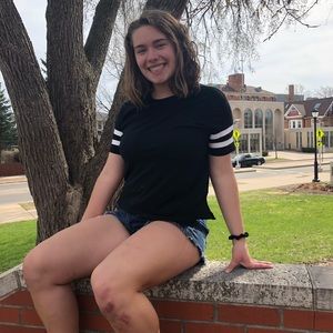 Meet your Posher, Kendra